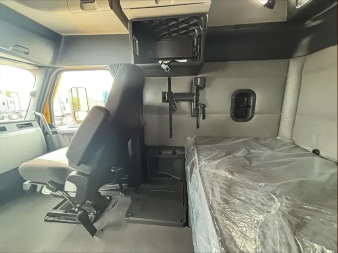 2022 Freightliner Cascadia 126821fa8a7bbda305dc0a72c5edc71b79e