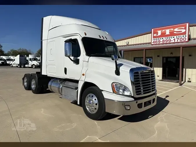 2018 FREIGHTLINER CASCADIA 125