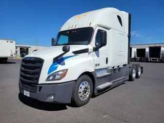 2020 FREIGHTLINER CA126