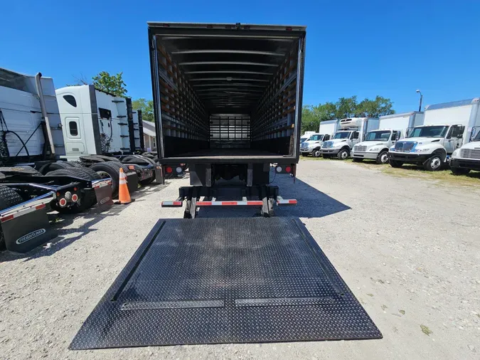 2019 FREIGHTLINER/MERCEDES M2 106