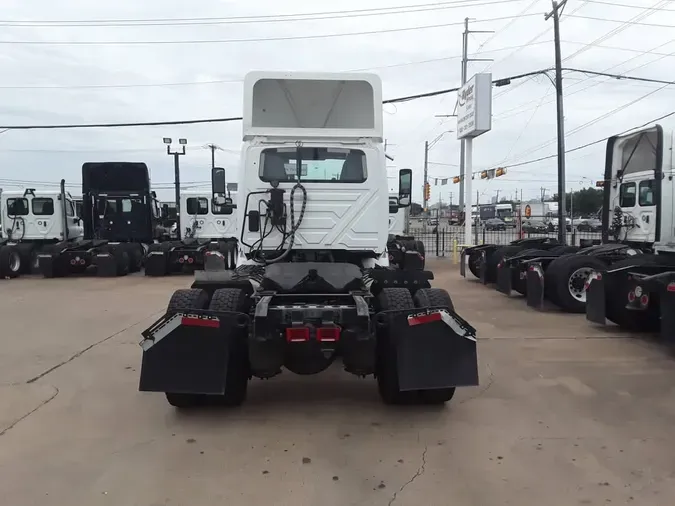 2020 NAVISTAR INTERNATIONAL RH613 DAYCAB S/A