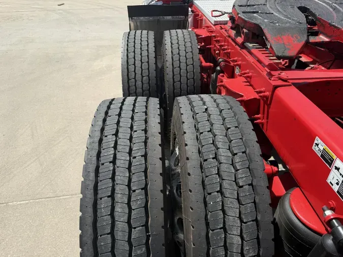 2024 Peterbilt 567