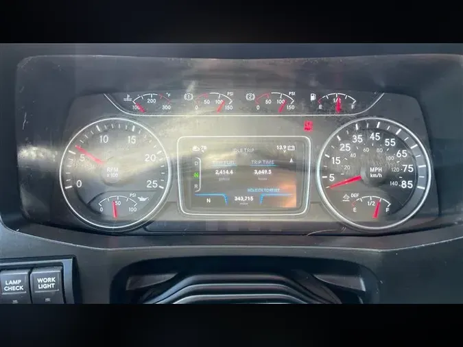 2020 INTERNATIONAL LT
