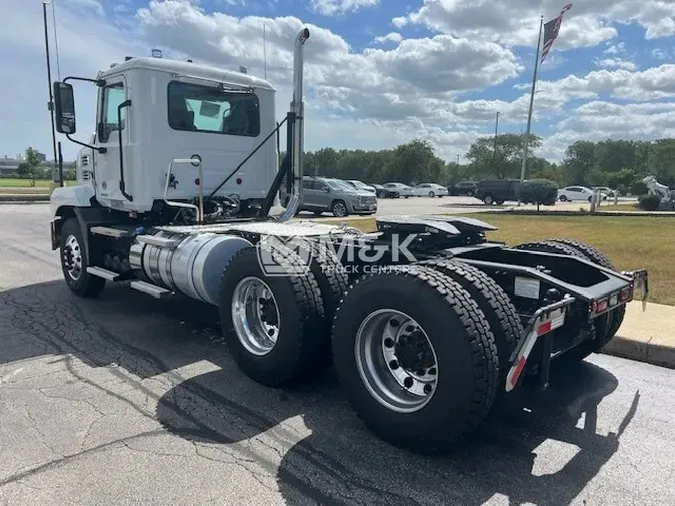 2025 MACK AN64T