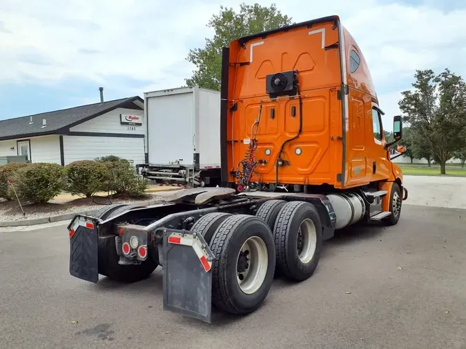 2019 FREIGHTLINER NEW CASCADIA PX12664