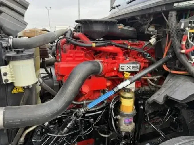 2022 International LT625