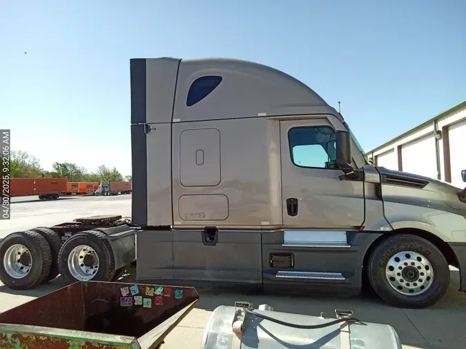 2021 Freightliner Cascadia