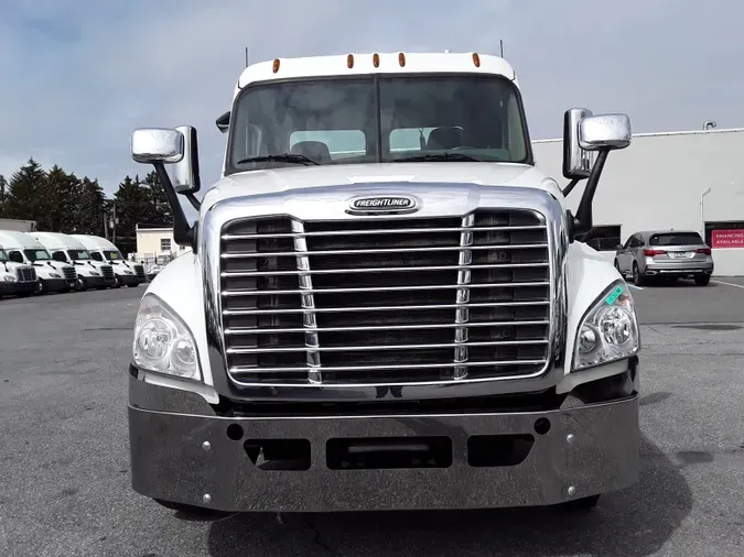 2017 FREIGHTLINER/MERCEDES CASCADIA 125