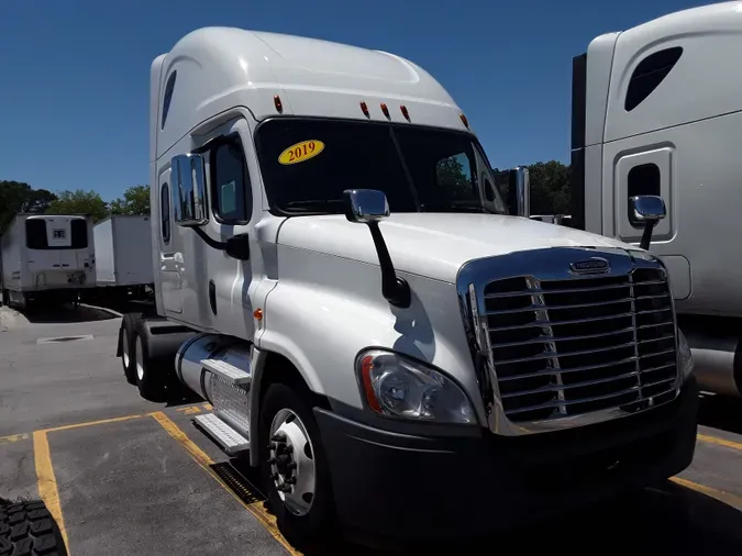 2019 FREIGHTLINER/MERCEDES CASCADIA 125