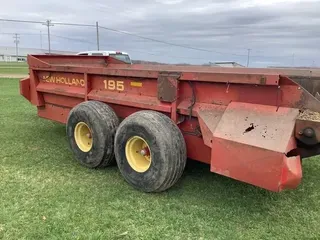 New Holland 195