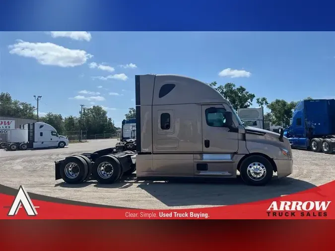 2021 FREIGHTLINER CA126