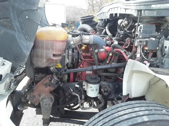 2019 NAVISTAR INTERNATIONAL 4300 SBA