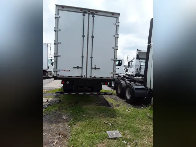 2019 FREIGHTLINER/MERCEDES M2 106