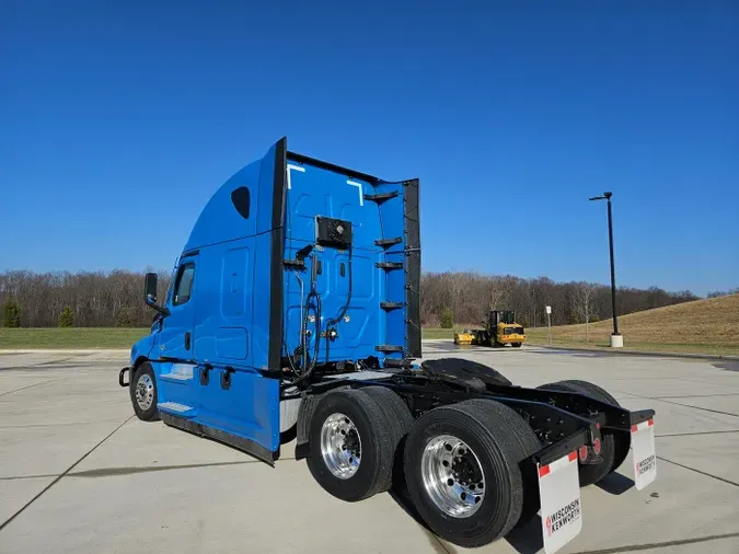 2022 Freightliner Cascadia