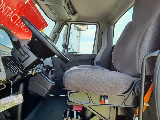 2018 NAVISTAR INTERNATIONAL 4300