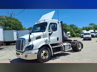 2020 FREIGHTLINER/MERCEDES CASCADIA 113