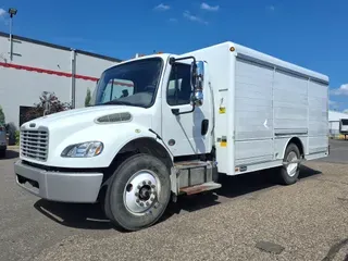 2016 FREIGHTLINER/MERCEDES M2 106