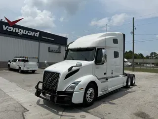 2019 Volvo VNL64T760