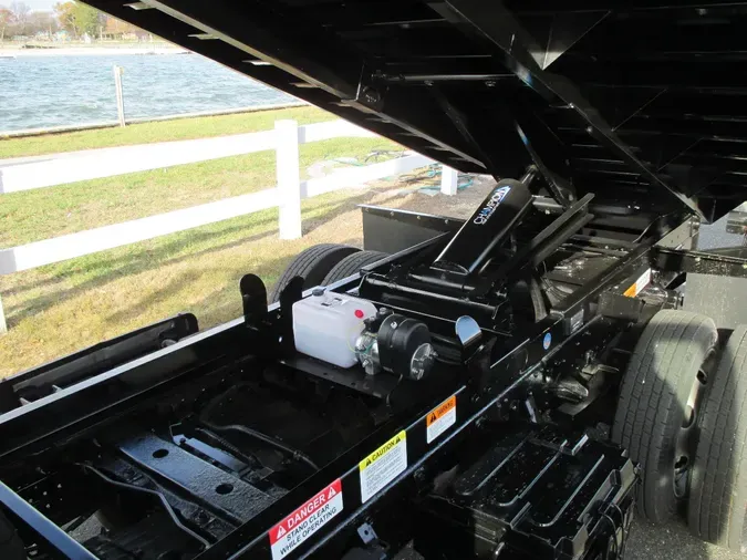 2016 ISUZU NPR825366fffd6301aa1dccaf413ac0981f