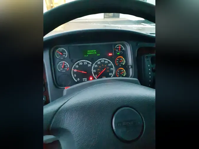 2019 FREIGHTLINER/MERCEDES M2 106