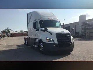 2021 Freightliner Cascadia