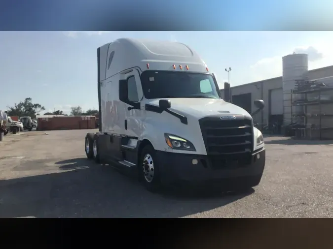 2021 Freightliner Cascadia8257209a4b3a61f547eb38c0ccf223ed