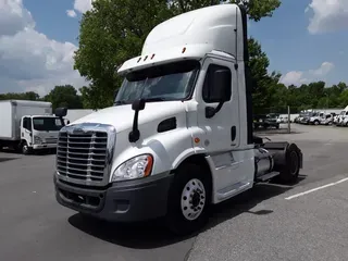 2019 FREIGHTLINER/MERCEDES CASCADIA 113