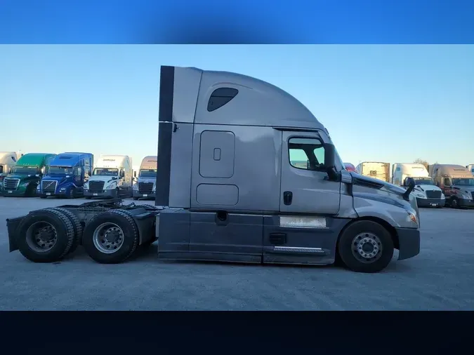 2021 Freightliner Cascadia