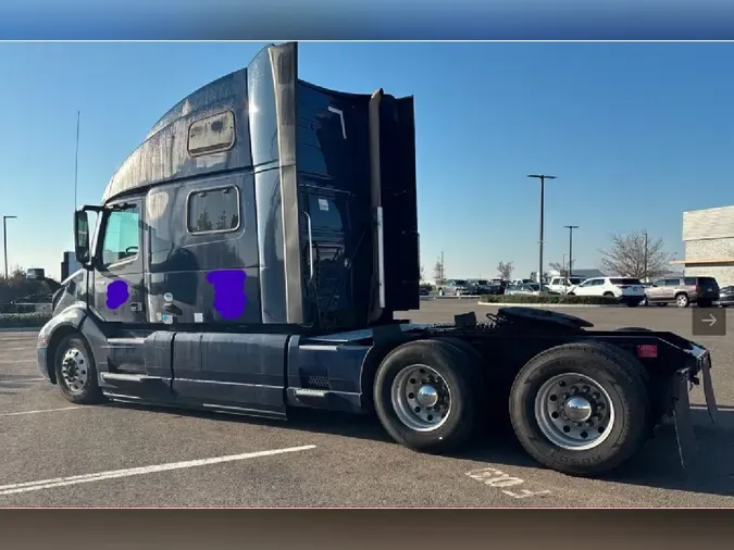 2023 VOLVO VNL64T860825b0123863addb0debf1430479d9c56