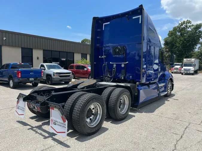 2022 Kenworth T680