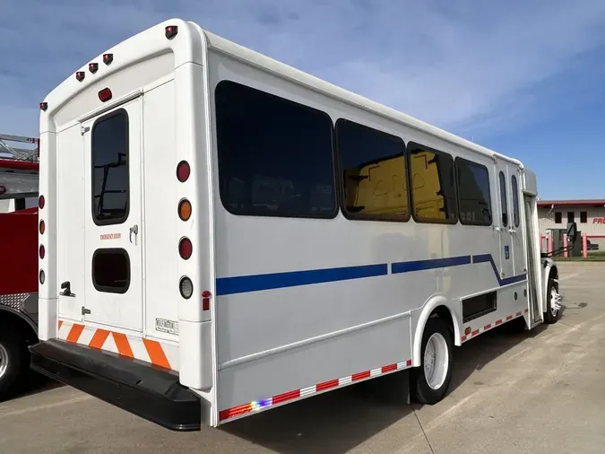 2018 Freightliner S2106825d2d7d70d4b0040502f4244237b129