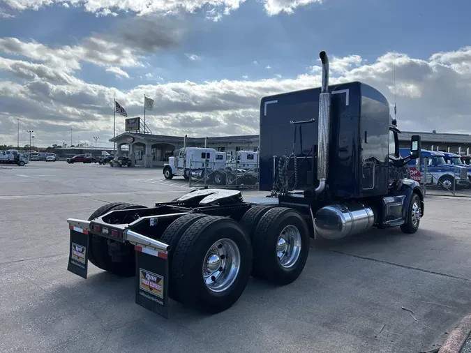 2020 Peterbilt 579