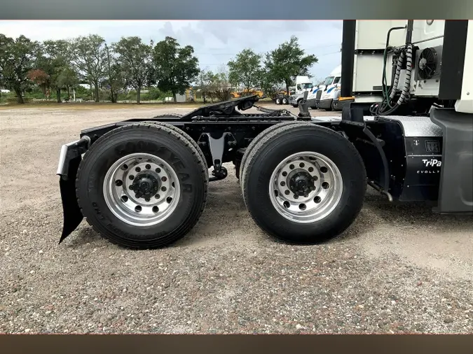 2021 INT LT625 6x4