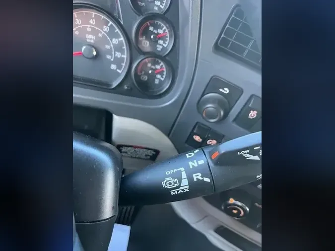 2022 Peterbilt 579