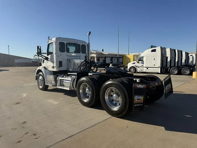 2020 Peterbilt 567826aa21fbd9b04027acdd16e1e07e66f