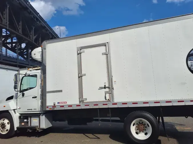 2018 HINO 268