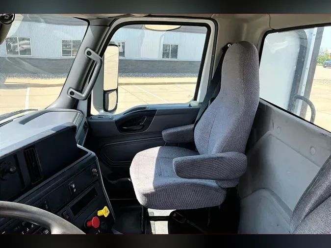 2021 INT LT625 6x4826cb78fd5b17e14ef10ae95a077530b