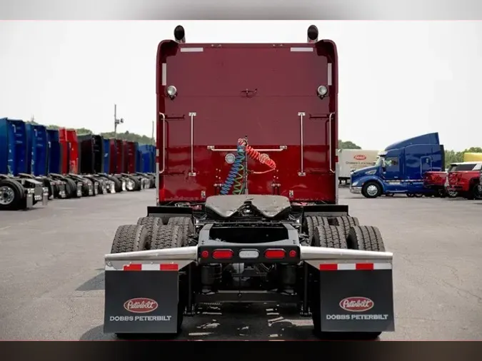 2023 PETERBILT 389