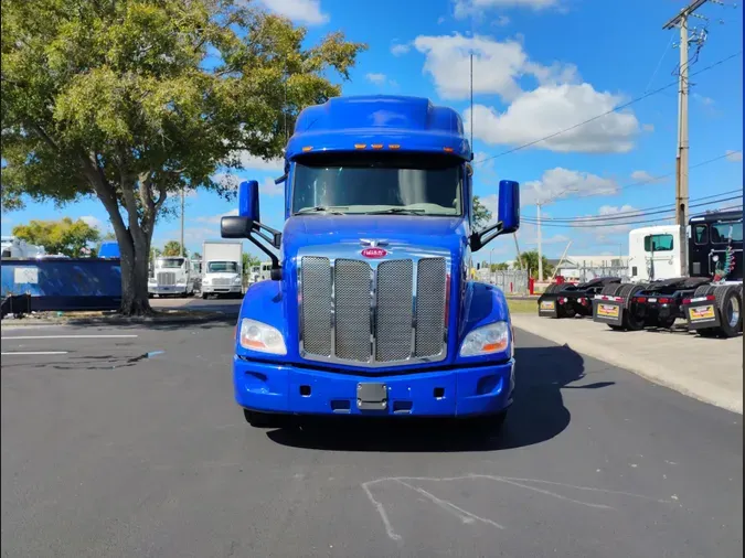 2022 Peterbilt 579