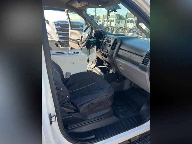 2017 FORD MOTOR COMPANY F350
