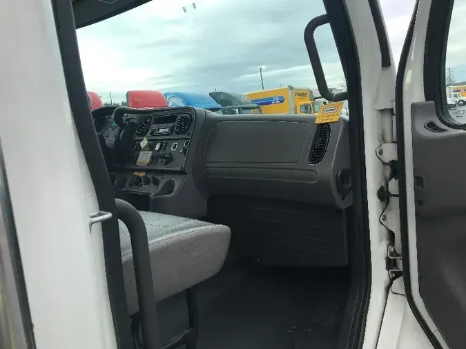 2017 Freightliner M2