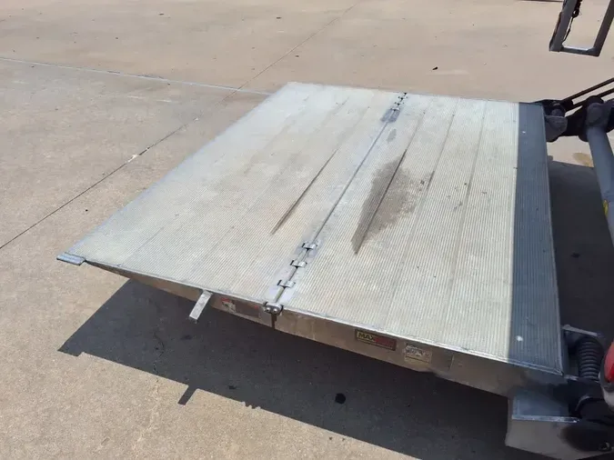 2020 FREIGHTLINER/MERCEDES M2 1068274480d3390cf9126c904f641890328