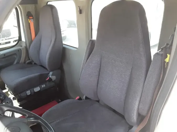 2019 FREIGHTLINER/MERCEDES CASCADIA 125