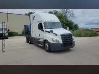 2021 Freightliner Cascadia