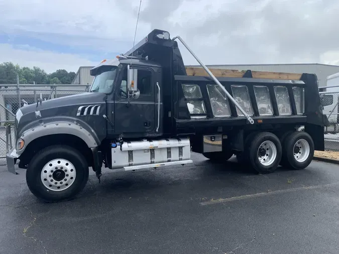 2021 Mack Granite 64FT827a50b2c03683b2b680000d20d0ace9