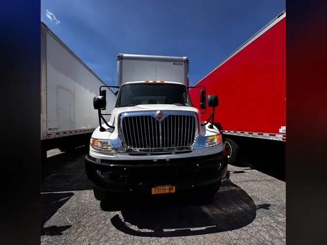 2019 NAVISTAR INTERNATIONAL 4300