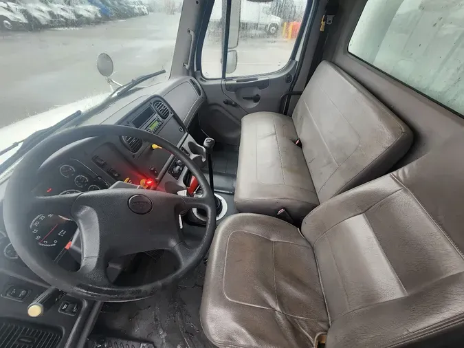 2008 FREIGHTLINER M2