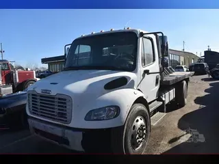 2016 FREIGHTLINER BUSINESS CLASS M2 106