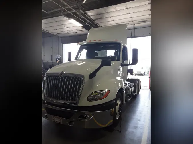 2020 NAVISTAR INTERNATIONAL LT625 DAYCAB T/A