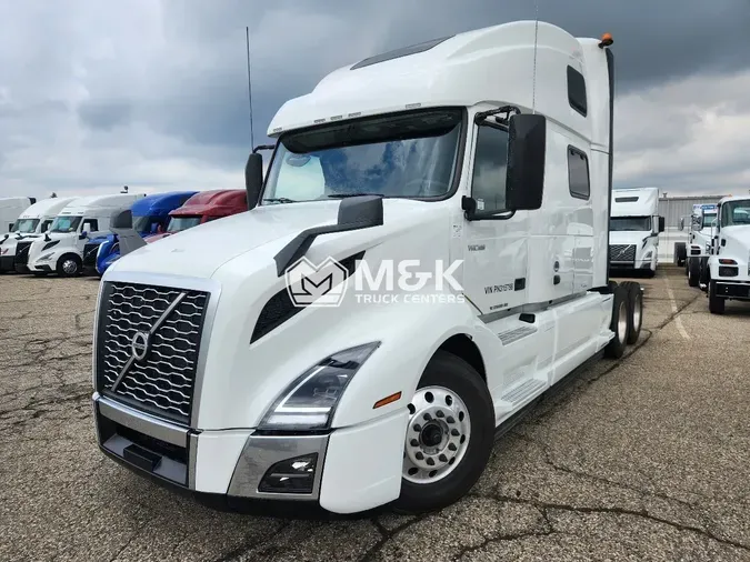 2023 VOLVO VNL64T86082843603f1b53d39e574381ac27b2f86